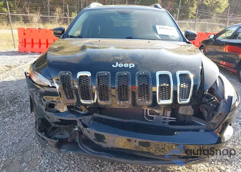 2018 Jeep Cherokee Latitude Fwd z USA, uszkodzony, nr VIN 1C4PJLCB2JD537456